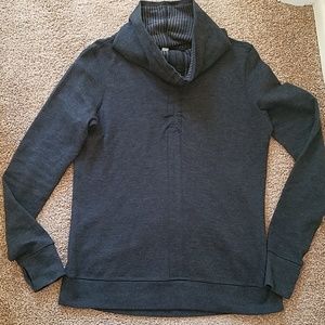 Worn once Lululemon sweatshirt